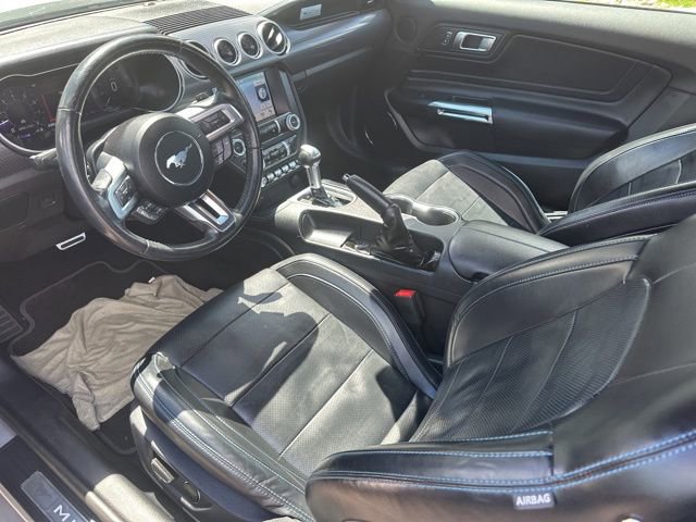 Used 2019 Ford Mustang GT Premium w/ GT Performance Package RWD image 4