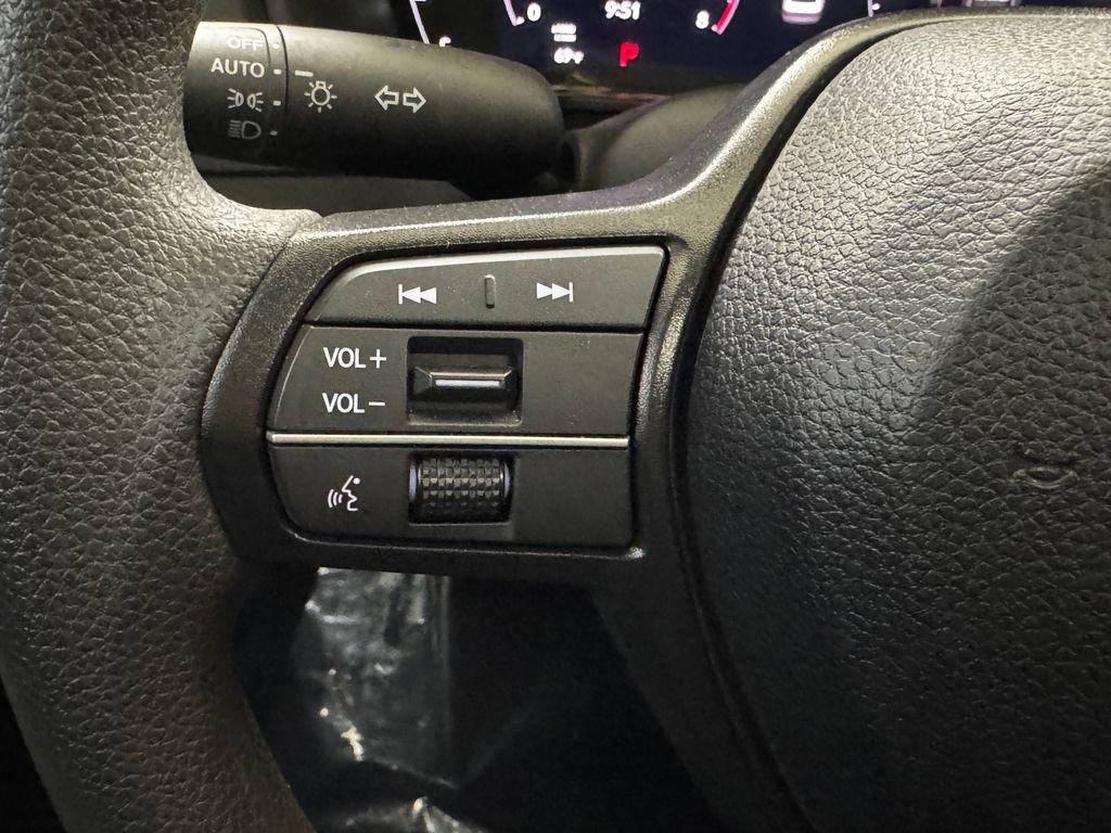 Used 2025 Honda Accord SE image 26