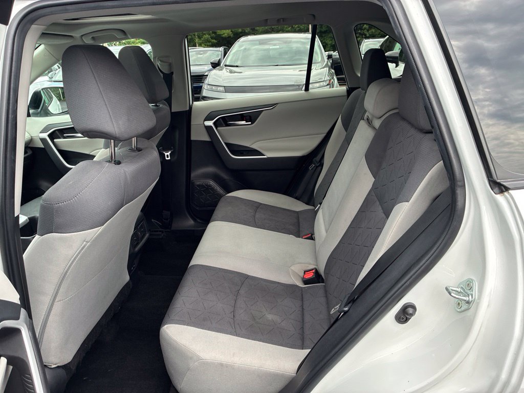 Used 2022 Toyota RAV4 XLE w/ Convenience Package AWD/4WD image 27