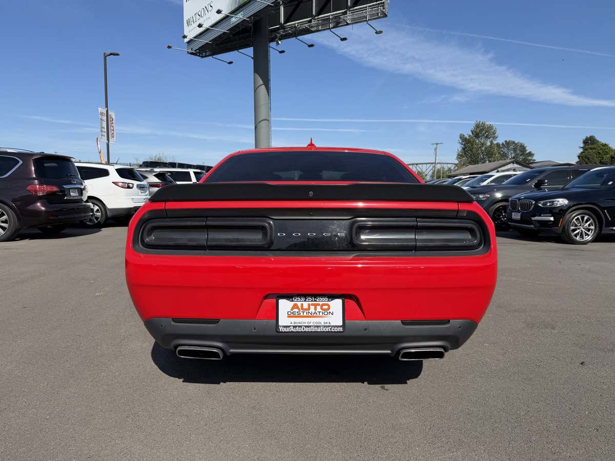 Used 2015 Dodge Challenger R/T Scat Pack w/ Leather Interior Group RWD image 7