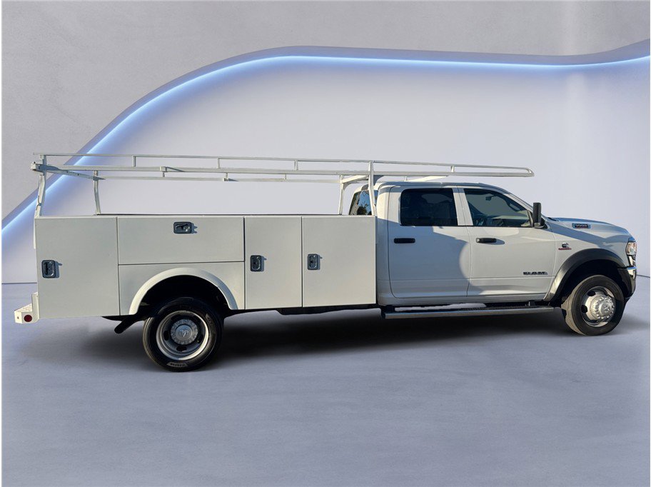 Used 2021 RAM 5500 Tradesman w/ Chrome Appearance Group image 7