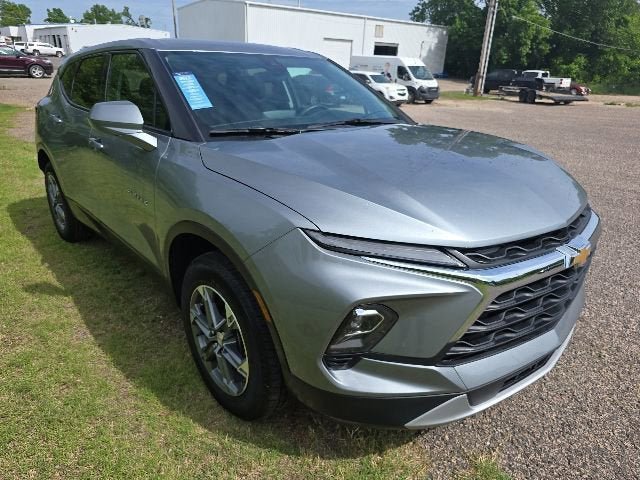 Certified 2025 Chevrolet Blazer LT FWD image 7
