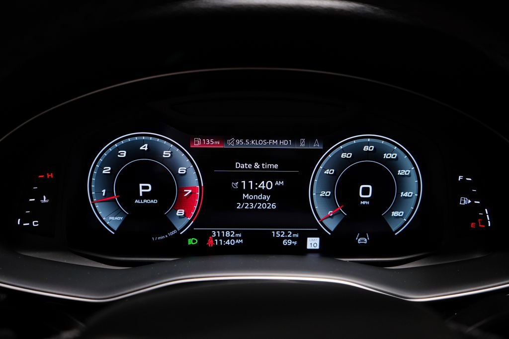 Used 2023 Audi SQ7 Prestige image 23