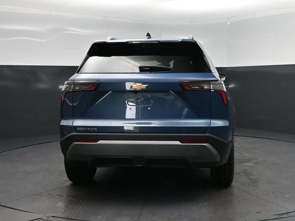 New 2026 Chevrolet Equinox LT w/ Safety and Technology Package FWD image 6