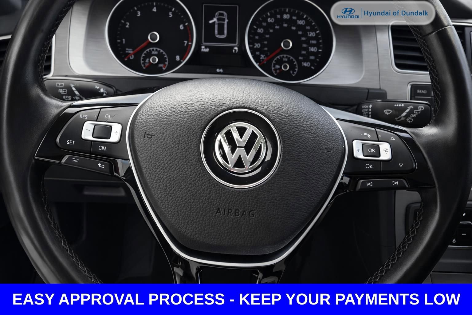 Used 2017 Volkswagen Golf S image 14