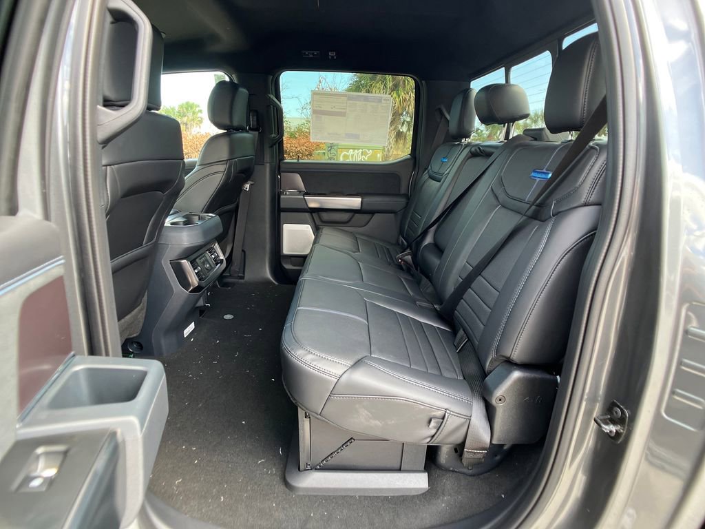 New 2026 Ford F350 Platinum image 32