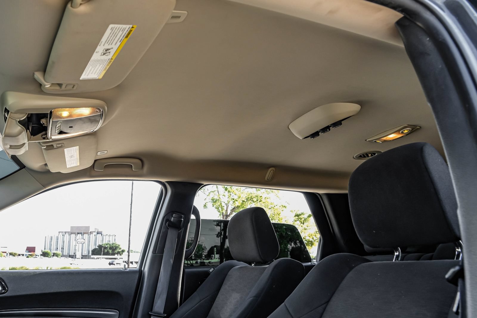 Used 2021 Dodge Durango SXT w/ 3rd Row Seating Group RWD image 19