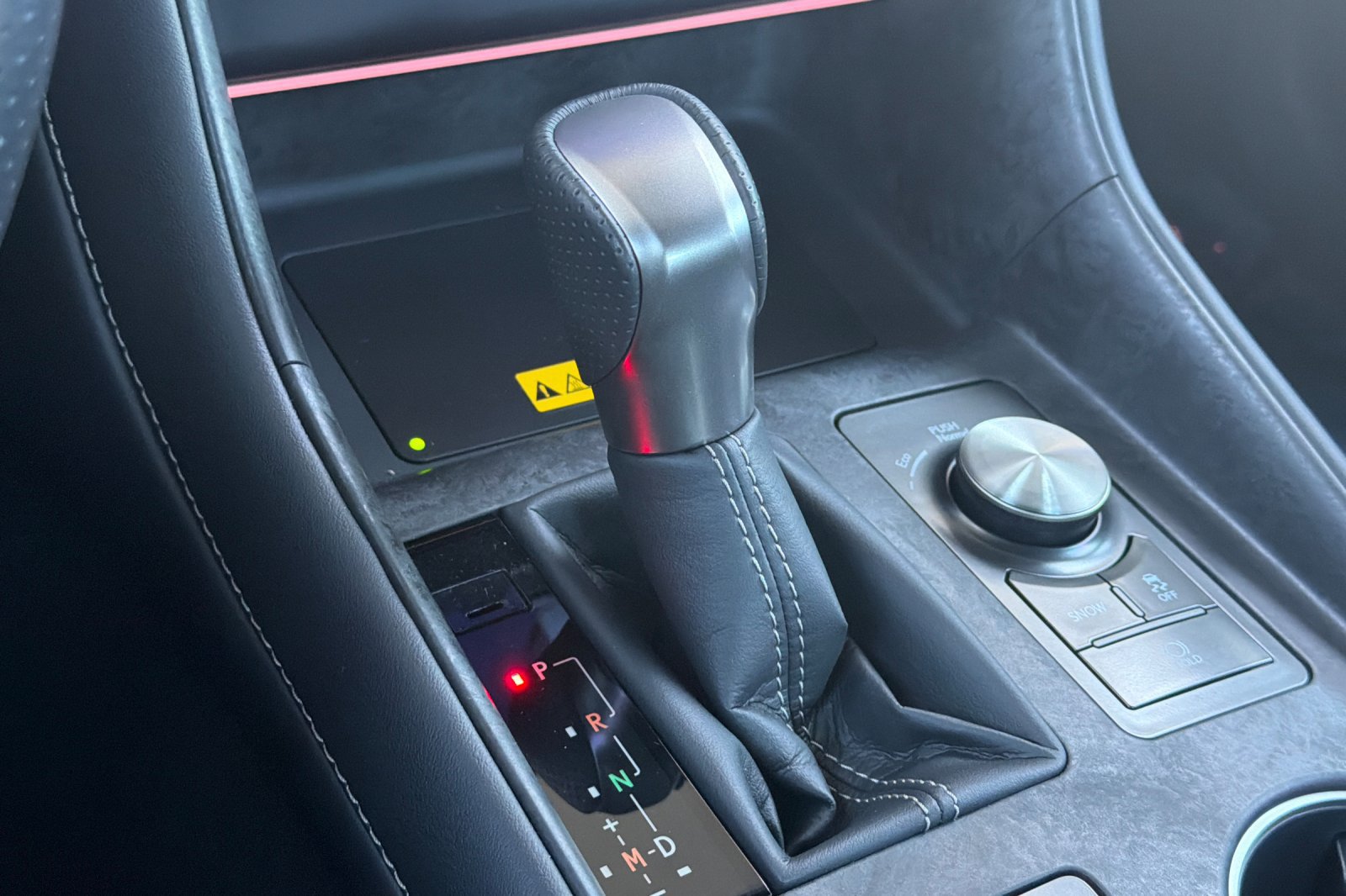 Used 2026 Lexus IS 350 F Sport w/ Accessory Package Z1 RWD image 26