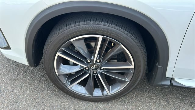 Used 2023 INFINITI QX50 Sport AWD/4WD image 8