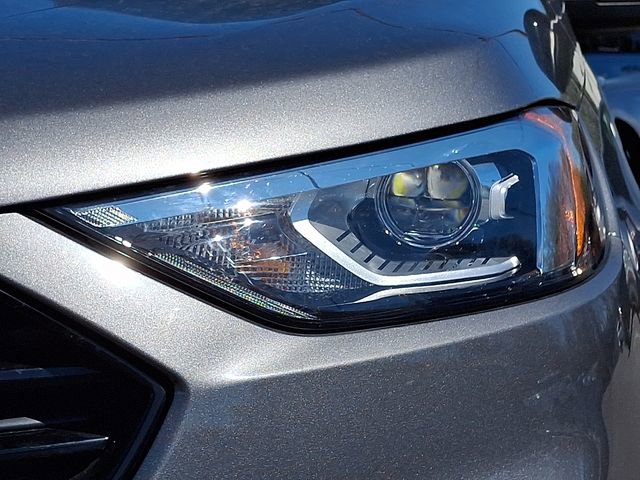 Used 2023 Ford Edge SE image 9