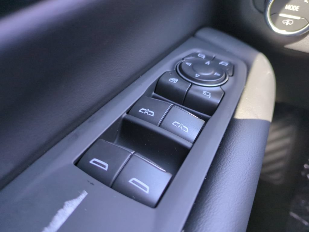 New 2026 Chevrolet Suburban High Country AWD/4WD image 24