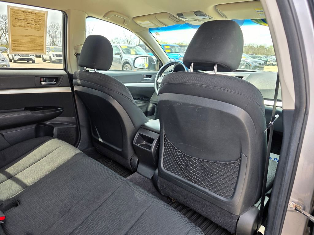 Used 2010 Subaru Outback 2.5i Premium AWD/4WD image 26