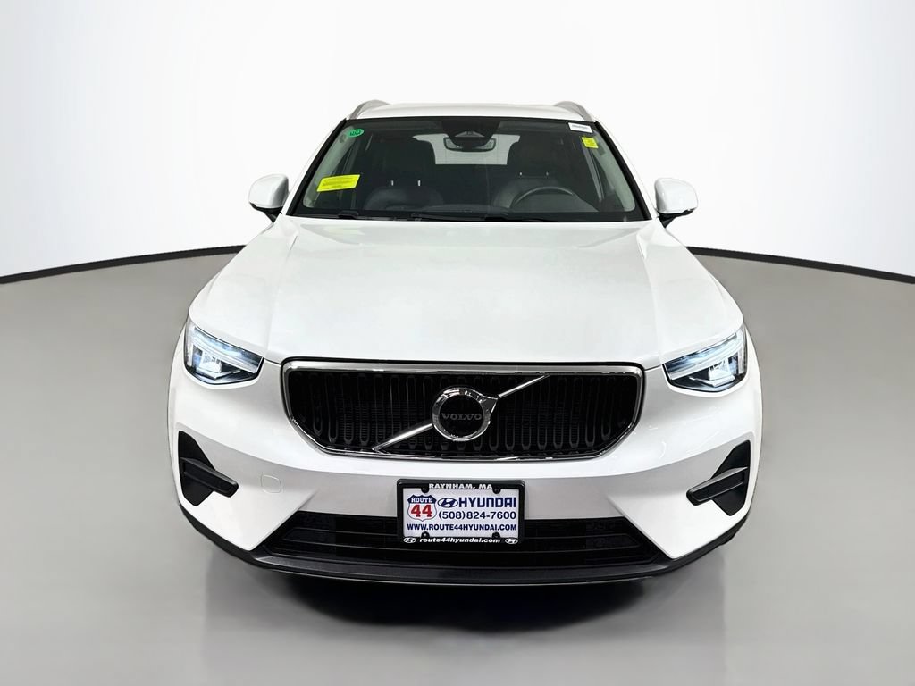 Used 2023 Volvo XC40 B5 Core w/ Convenience Package AWD/4WD image 11
