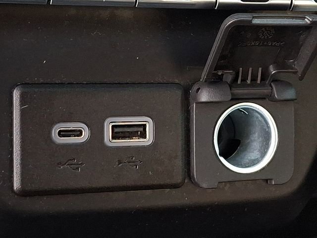 Used 2023 GMC Sierra 2500 AT4 w/ AT4 Preferred Package image 26