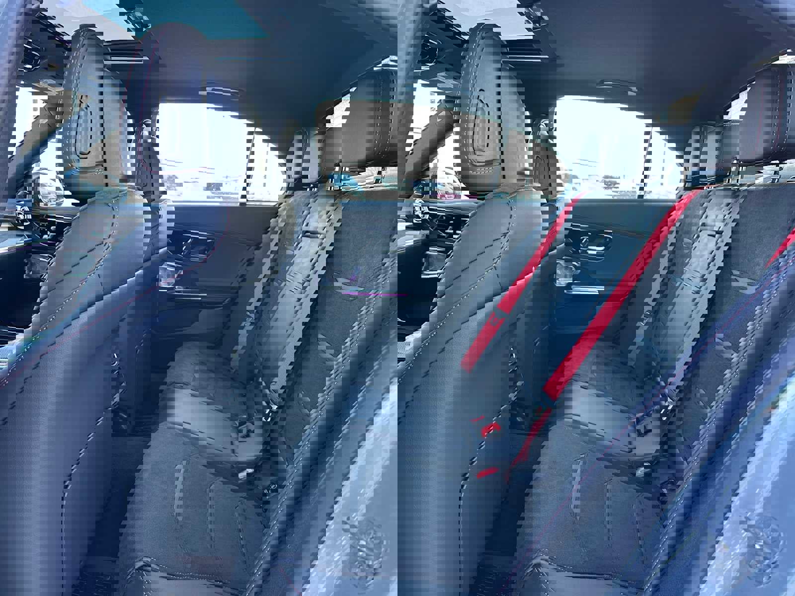 Used 2024 Mercedes-Benz C 43 AMG 4MATIC Sedan image 15