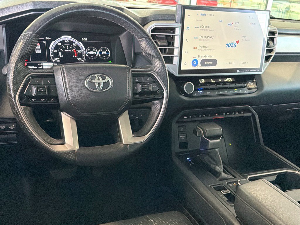 Used 2024 Toyota Tundra Limited AWD/4WD image 32