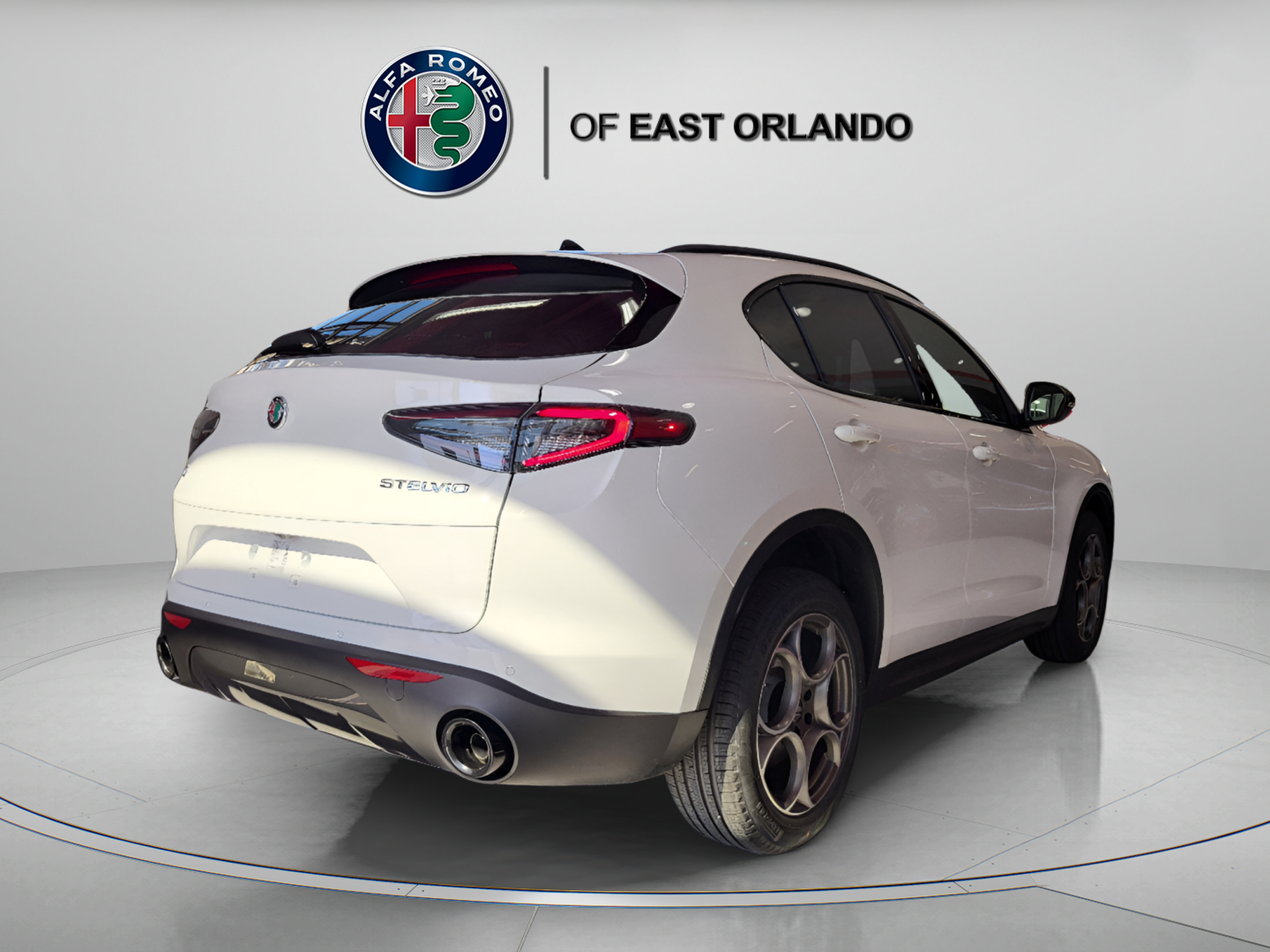 New 2025 Alfa Romeo Stelvio Sprint AWD/4WD image 8
