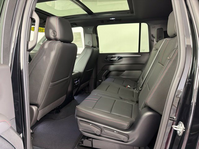 New 2027 Chevrolet Suburban RST w/ Advanced Technology Package AWD/4WD image 31