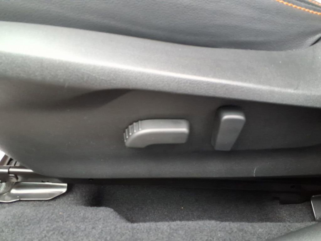 Certified 2023 Subaru Crosstrek 2.5i Limited image 17