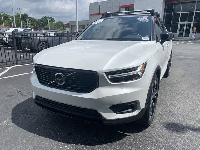 Used 2020 Volvo XC40 T5 R-Design w/ Protection Package Premier AWD/4WD image 4