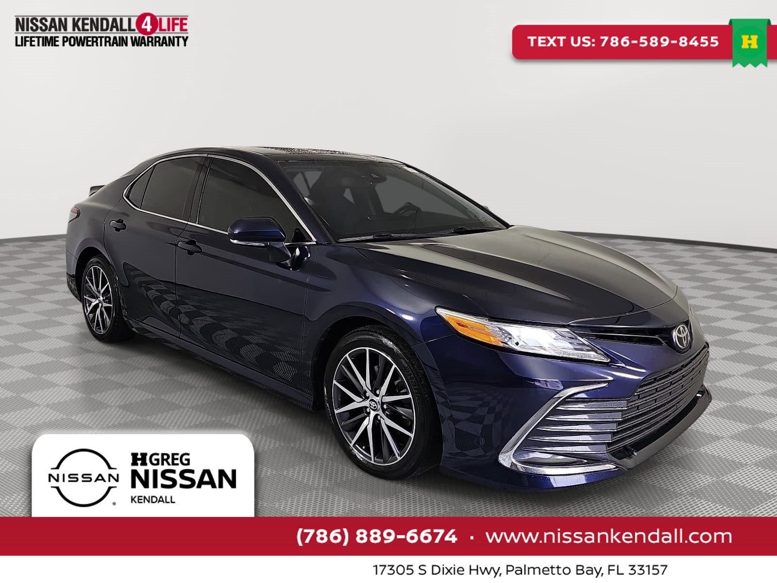 Used 2022 Toyota Camry XLE FWD image 1