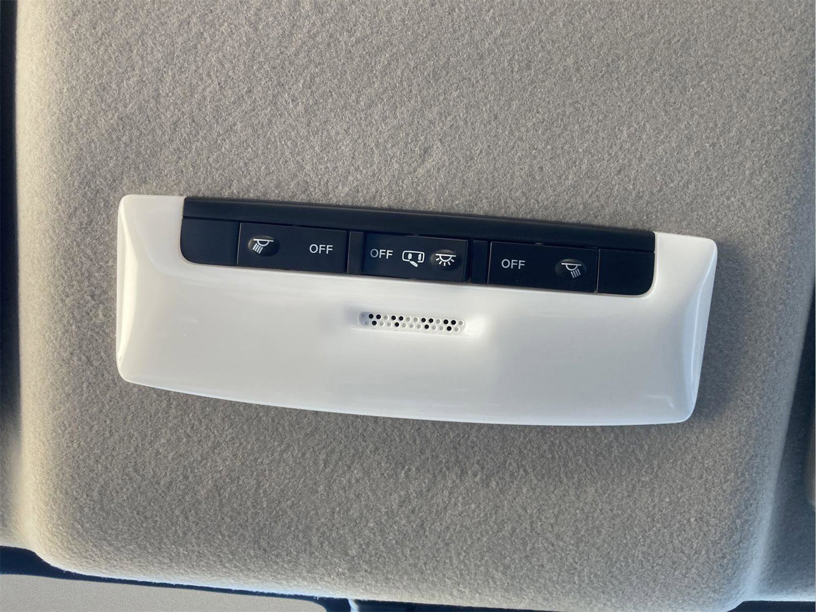 New 2025 Nissan Versa SV w/ Trunk Package image 29