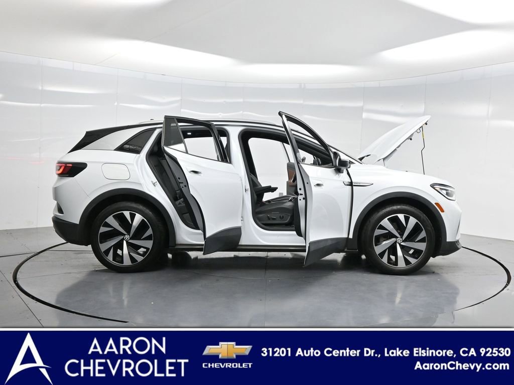 Used 2022 Volkswagen ID.4 Pro S w/ Gradient Package image 3