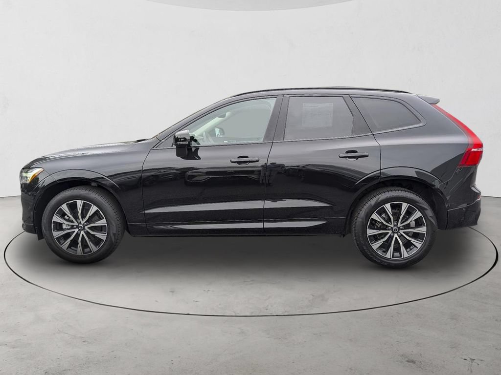 Certified 2024 Volvo XC60 B5 Plus w/ Protection Package Premier AWD/4WD image 8