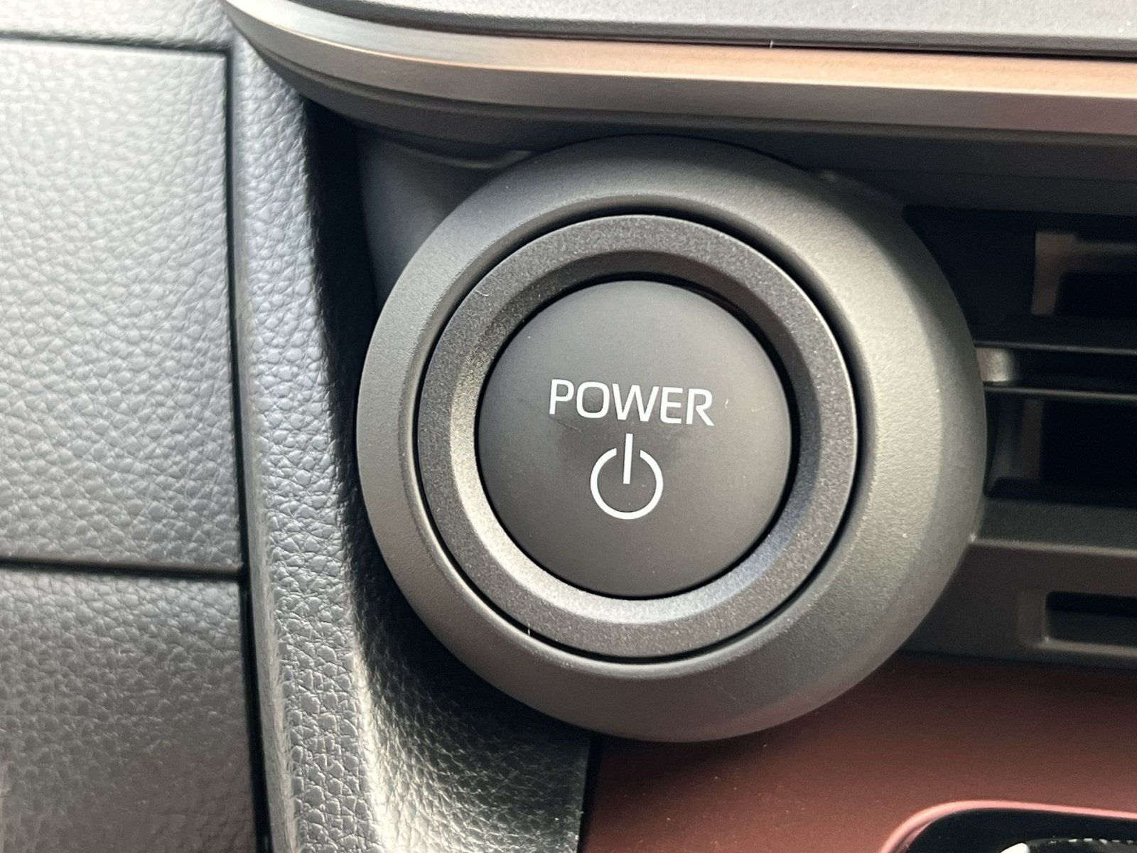 New 2027 Toyota Prius Plug-In Hybrid FWD image 26