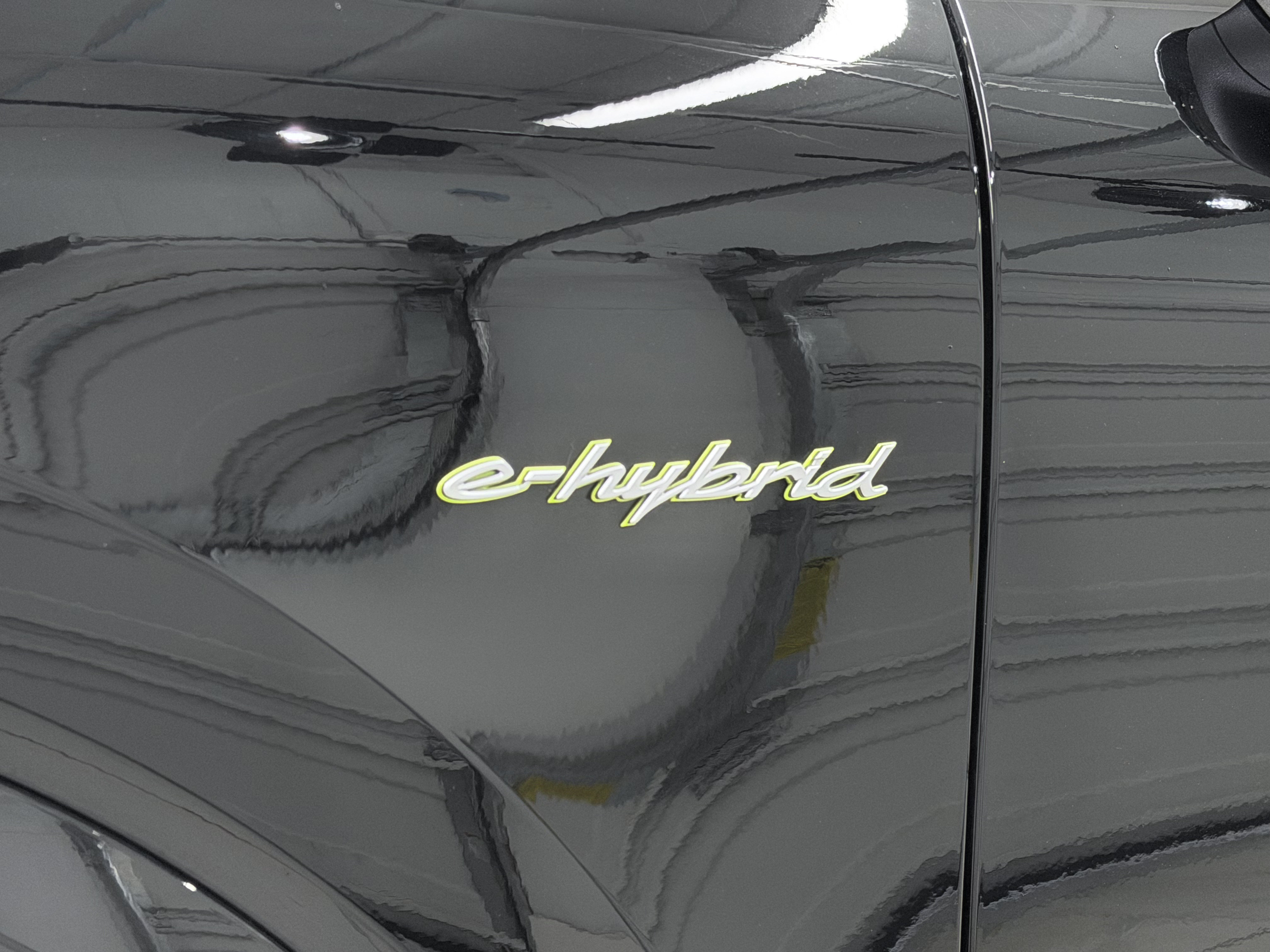 Certified 2026 Porsche Cayenne S AWD/4WD image 71