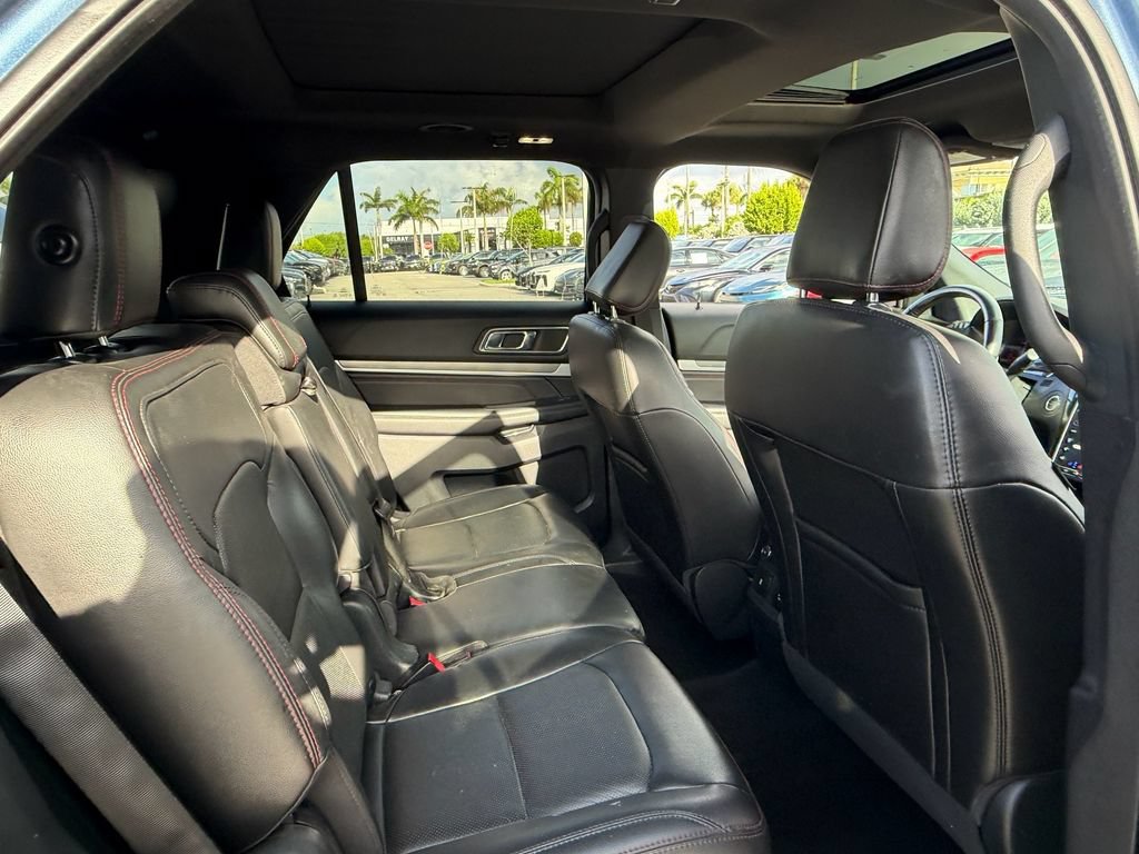 Used 2018 Ford Explorer Sport w/ Equipment Group 401A AWD/4WD image 16