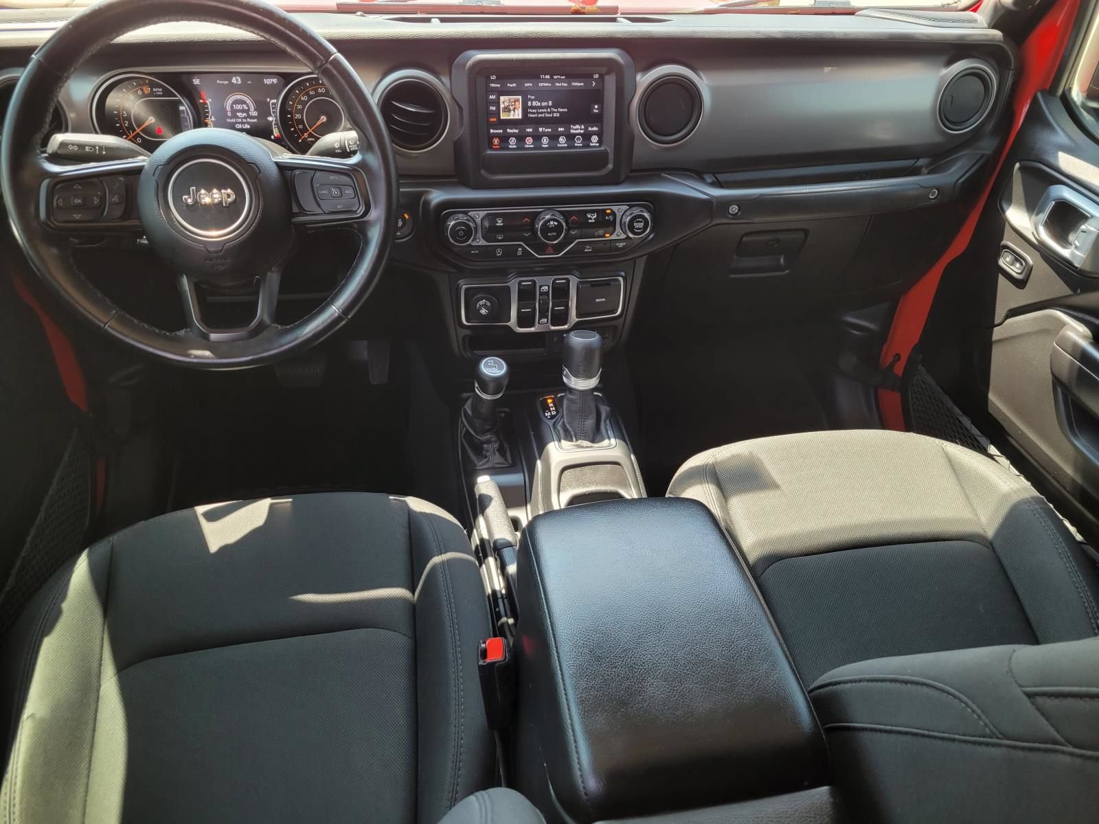 Used 2021 Jeep Gladiator Sport AWD/4WD image 16