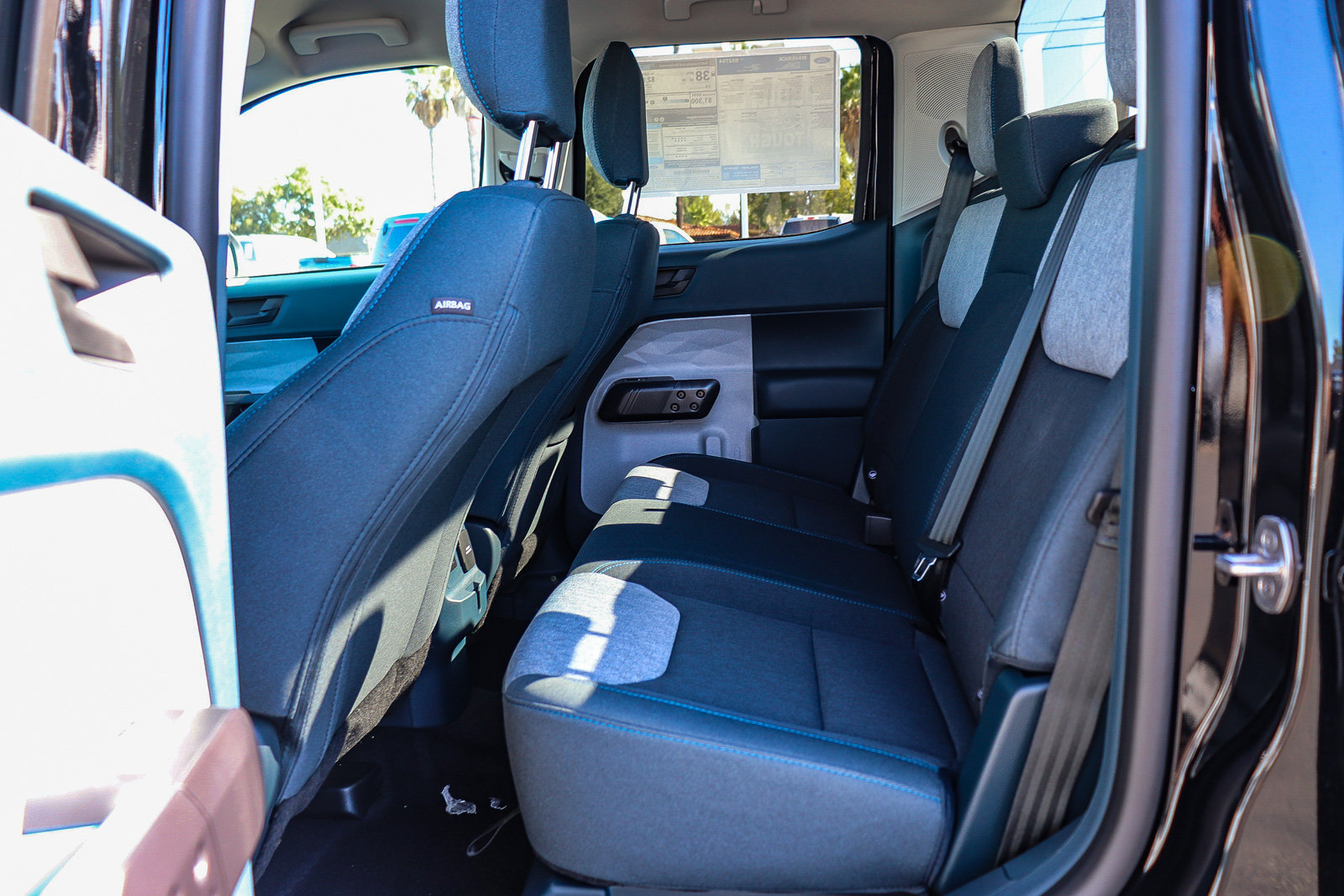 New 2026 Ford Maverick XLT w/ XLT Luxury Package FWD image 18