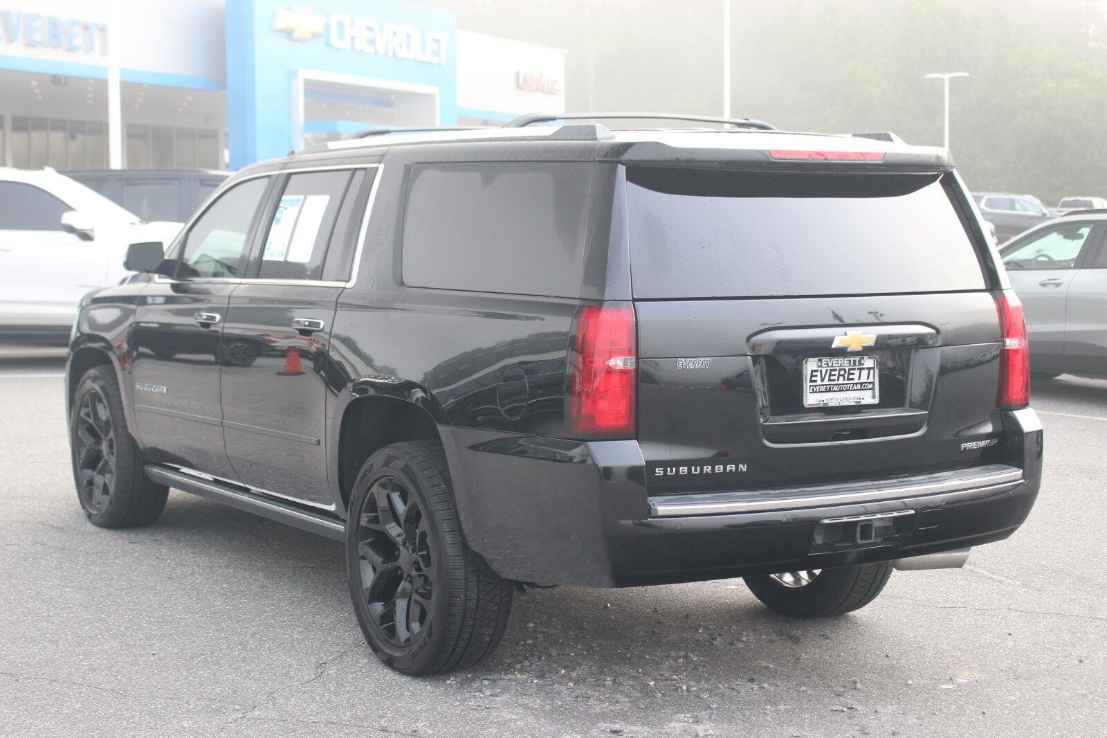 Used 2020 Chevrolet Suburban Premier w/ Premier Plus Edition AWD/4WD image 5