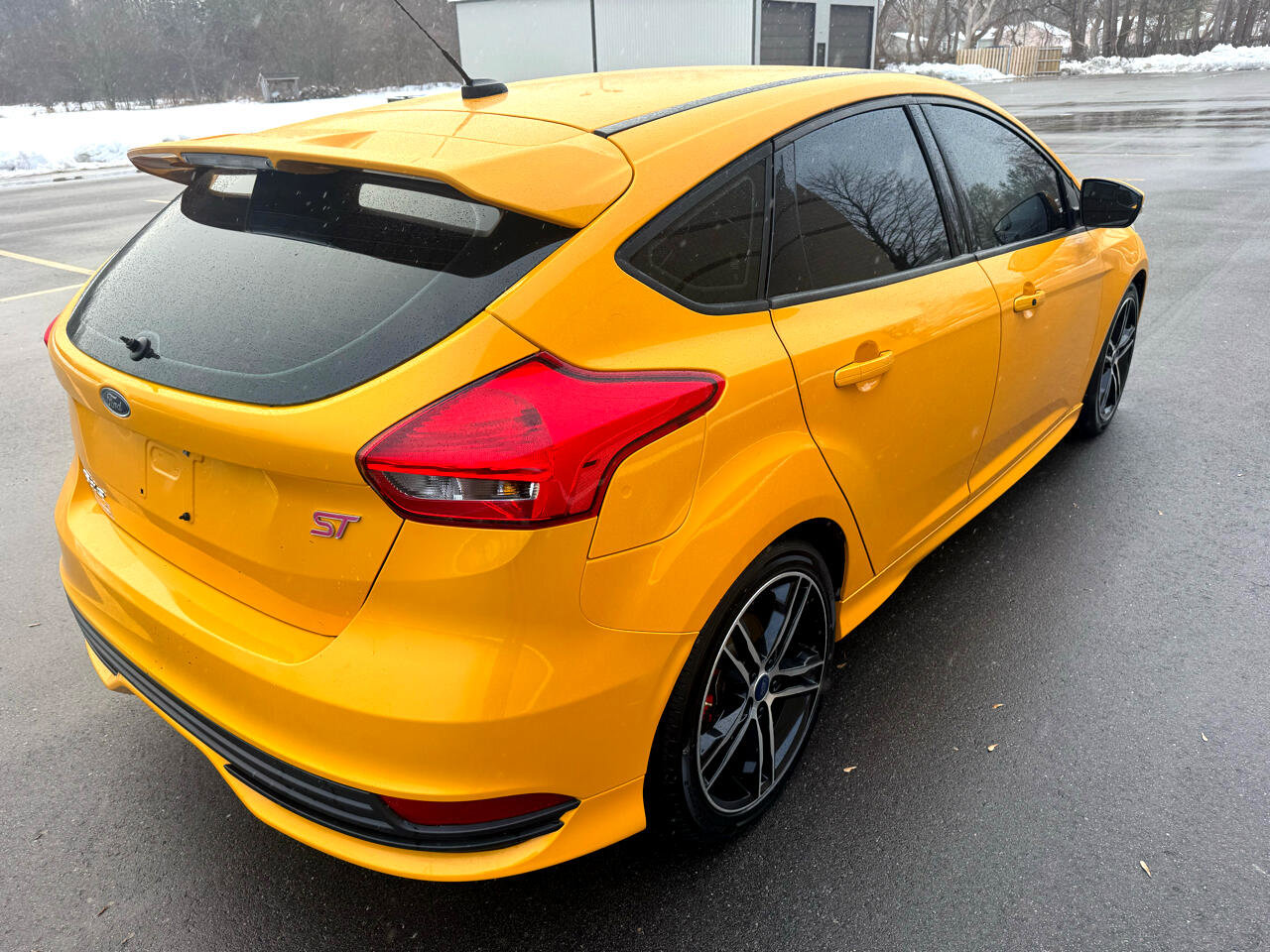 Used 2015 Ford Focus ST w/ Equipment Group 402A FWD image 5