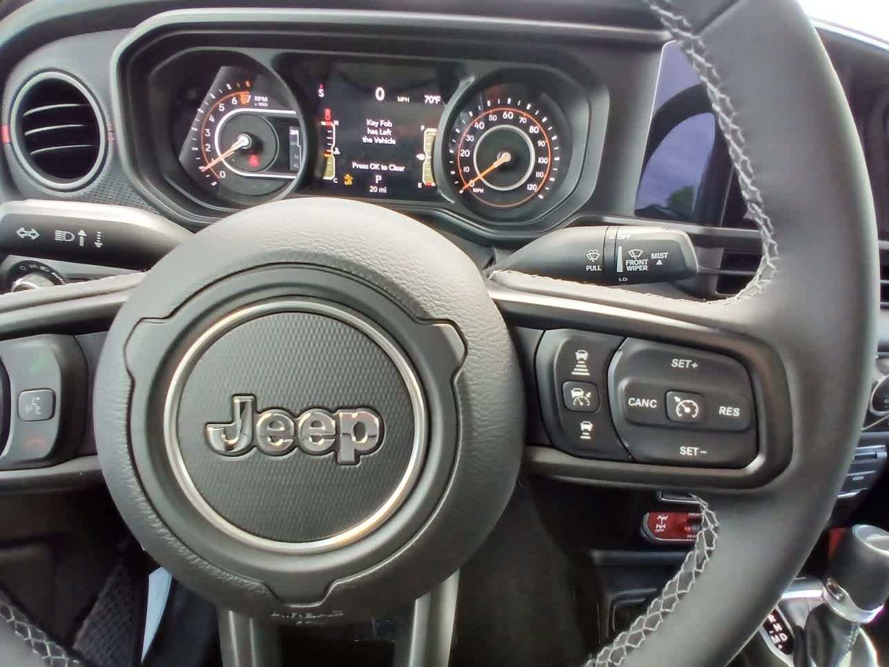 New 2026 Jeep Gladiator Rubicon w/ Safety Group AWD/4WD image 22
