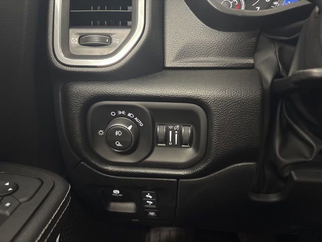 New 2026 RAM 1500 Laramie w/ Night Edition AWD/4WD image 27