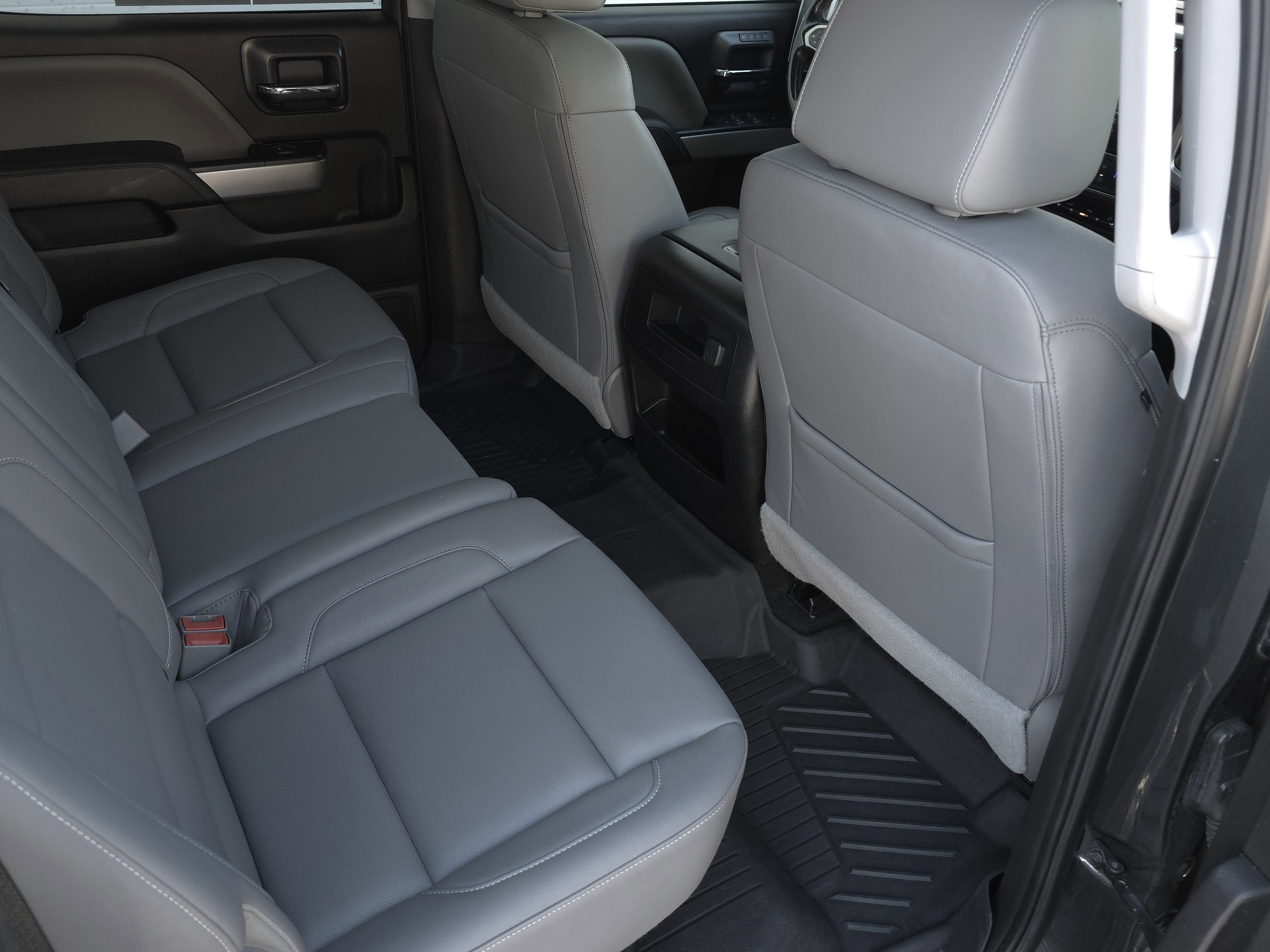 Used 2018 Chevrolet Silverado 1500 LTZ Z71 w/ LTZ Plus Package image 38