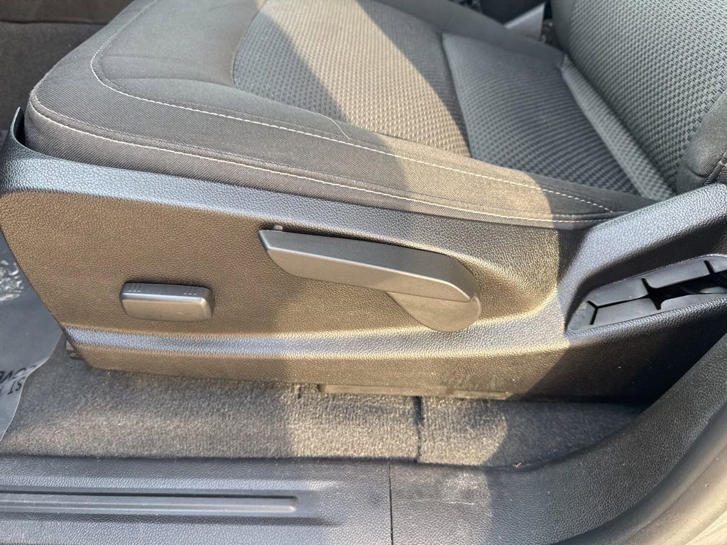 Used 2020 Chevrolet Colorado LT w/ LT Convenience Package image 9