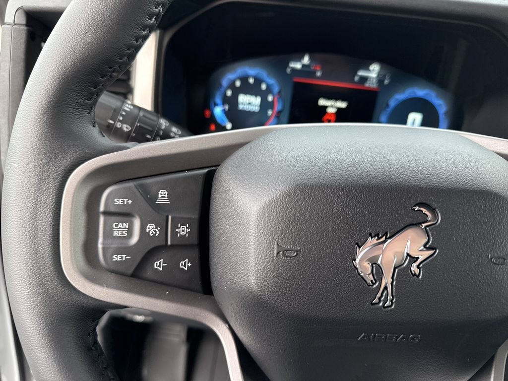 New 2025 Ford Bronco Outer Banks w/ Sasquatch Package AWD/4WD image 27