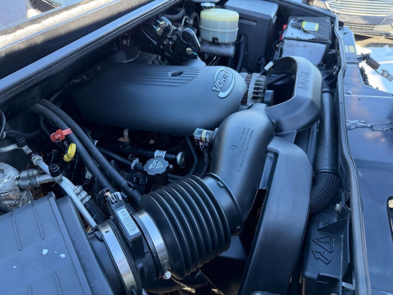 Used 2003 HUMMER H2 w/ Preferred Equipment Group image 21