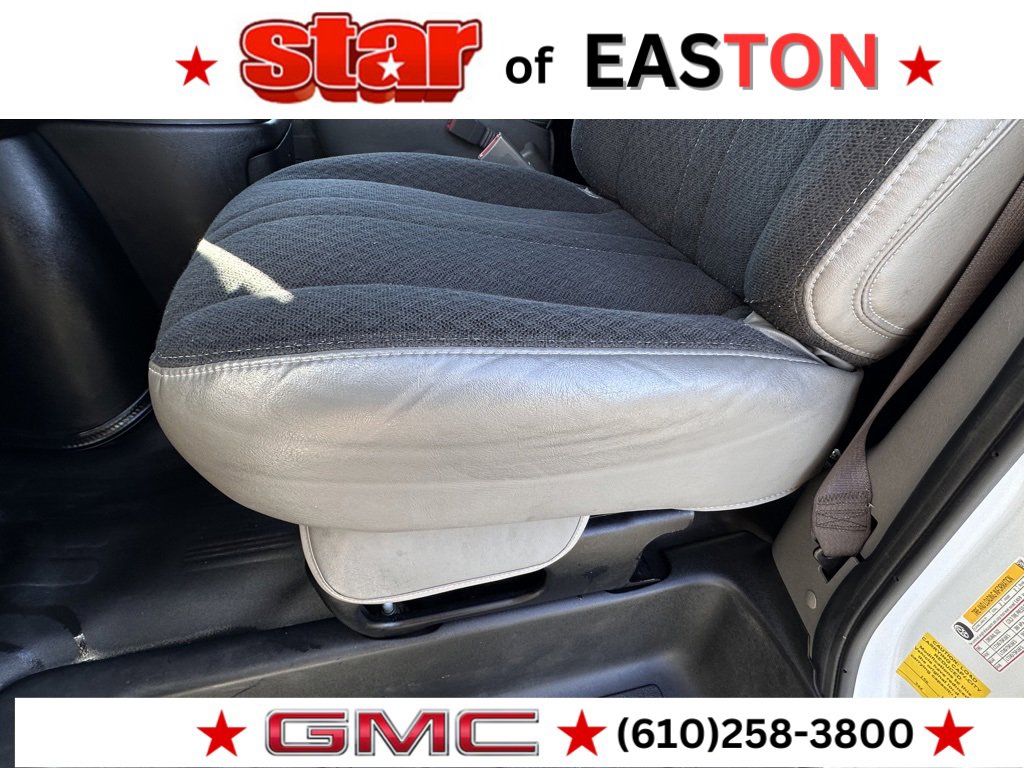 Used 2024 GMC Savana 2500 w/ Driver Convenience Package image 16