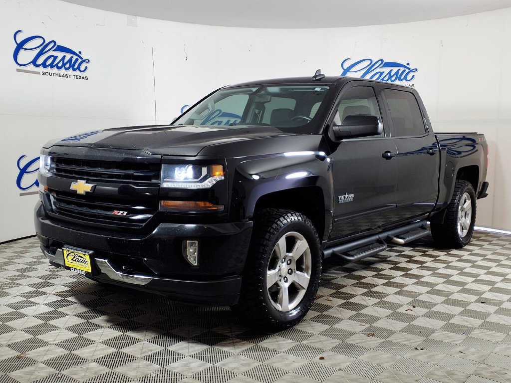 Used 2018 Chevrolet Silverado 1500 LT w/ Texas Edition AWD/4WD image 6