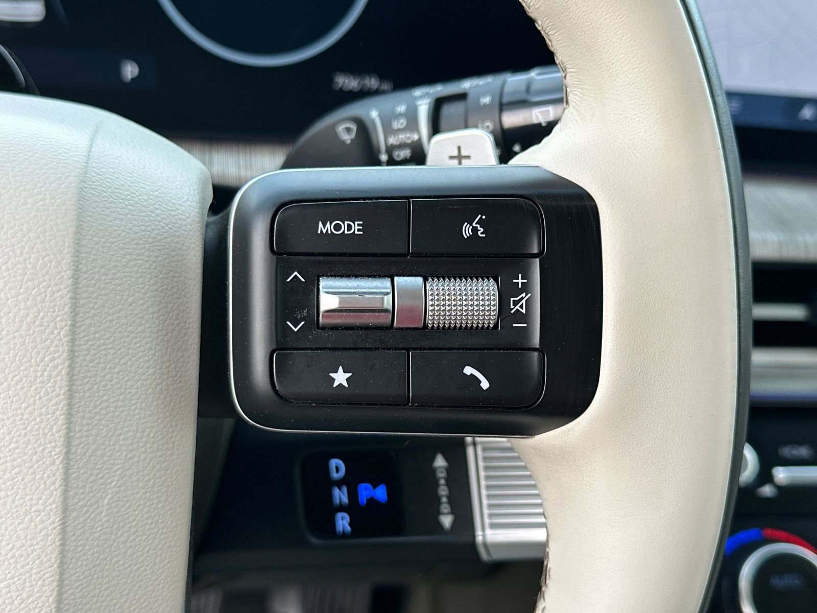 Used 2024 Hyundai Santa Fe Calligraphy image 28