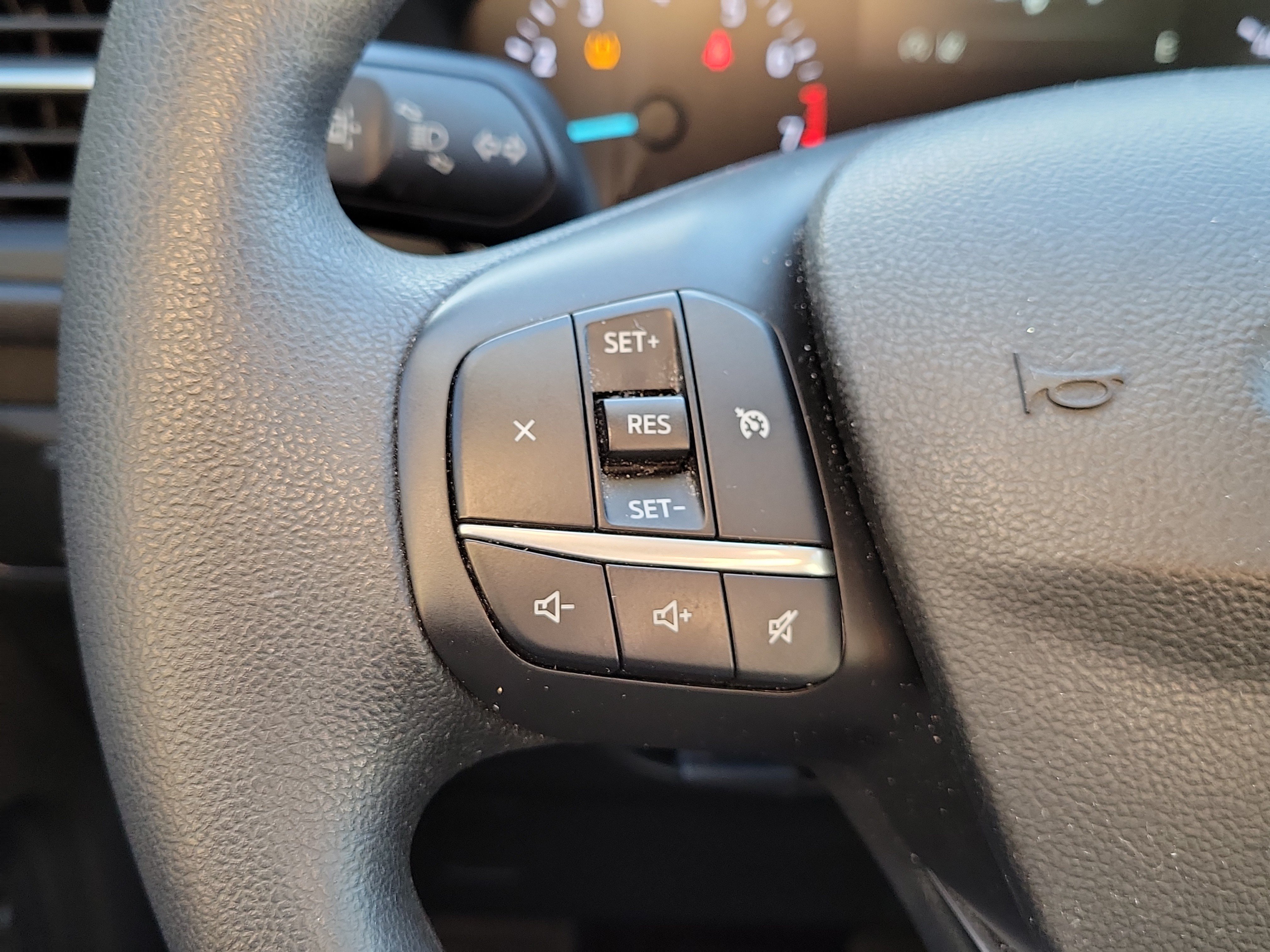Used 2020 Ford Escape SE AWD/4WD image 27