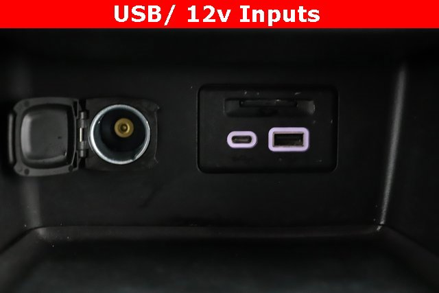 Used 2023 GMC Acadia AT4 image 25