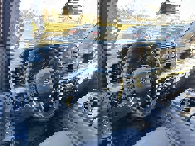 New 2026 Ford F550 4x4 Crew Cab image 12