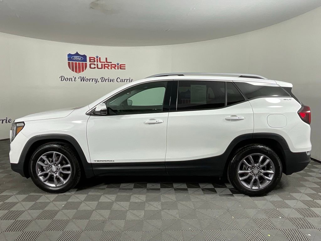 Used 2023 GMC Terrain SLT w/ Tech Package FWD image 6