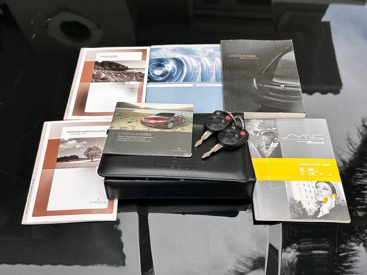 Used 2009 Lincoln MKS FWD image 83