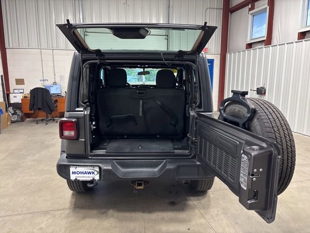 Used 2020 Jeep Wrangler Sport AWD/4WD image 14